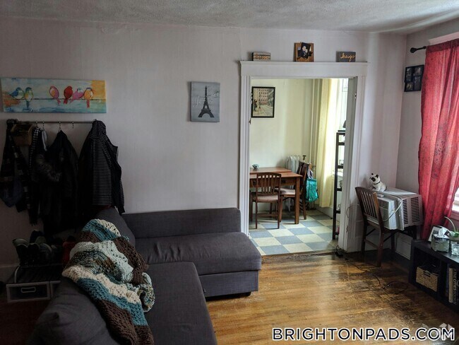 Building Photo - 1615 Commonwealth Ave Unit 27 Rental