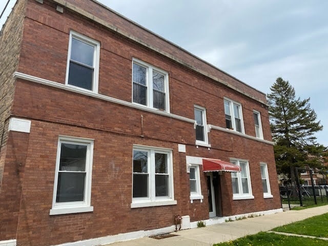 Building Photo - 2656 S Kolin Ave Unit 1R