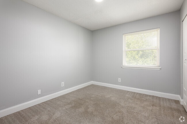 3BR, 1.5BA - 1040SF - Third Bedroom