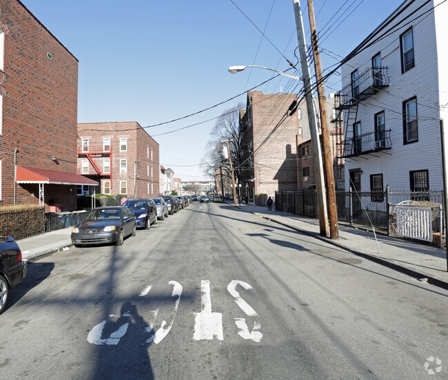 765 East 225th Street