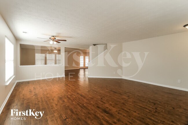 Photo - 64 Cedar Bay Cir