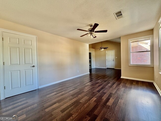 Photo - 111 Donald Dr