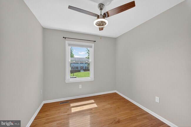Photo - 21228 McFadden Square Unit 314