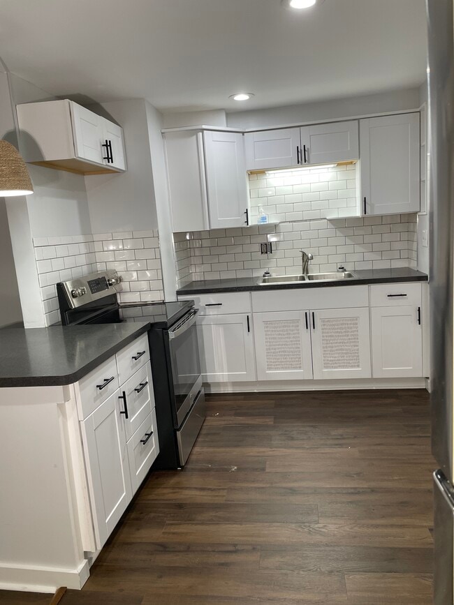 Photo - 101 Montfort Dr