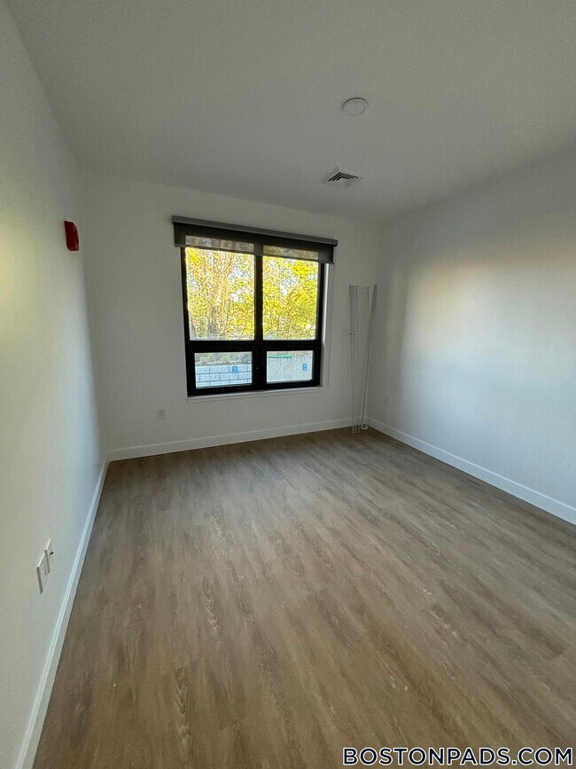 Photo - 199 Gardner St Unit 109