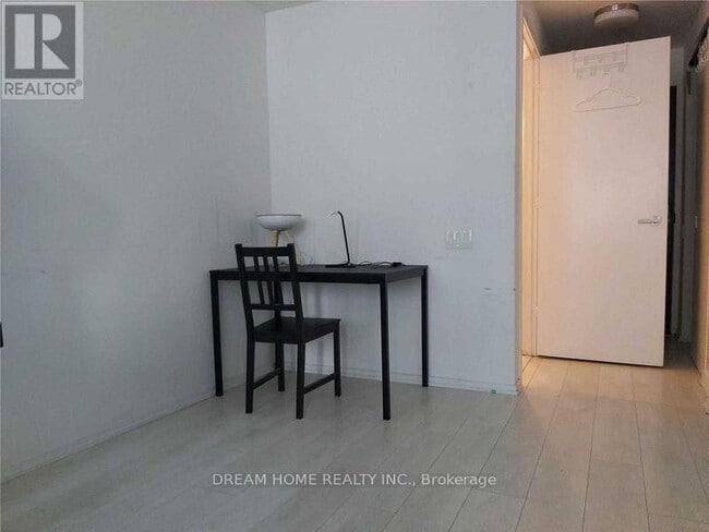 Photo - 125 Peter St Unit 2110