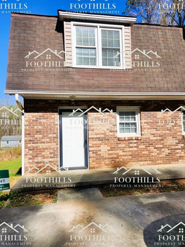 Building Photo - 203 Guthrie Rd Unit A