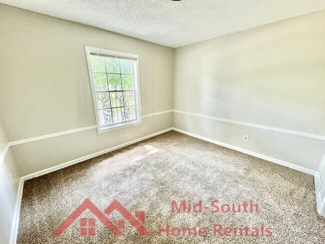 Photo - 2168 Carnes Ave