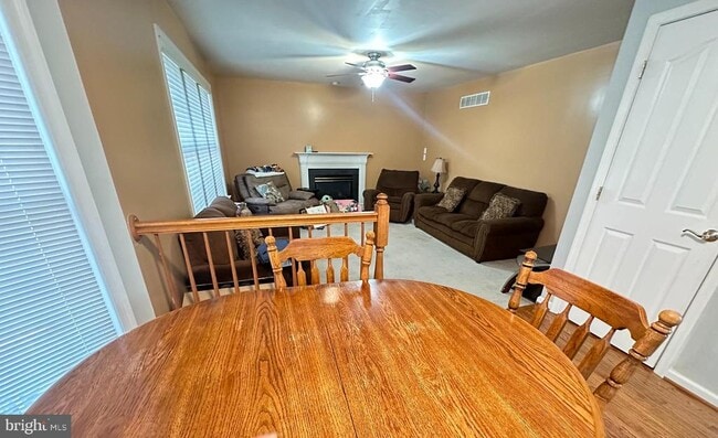 Photo - 541 7 Trails Dr