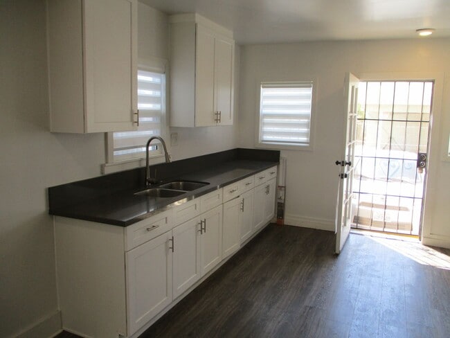 2007 2nd Ave Unit 2013