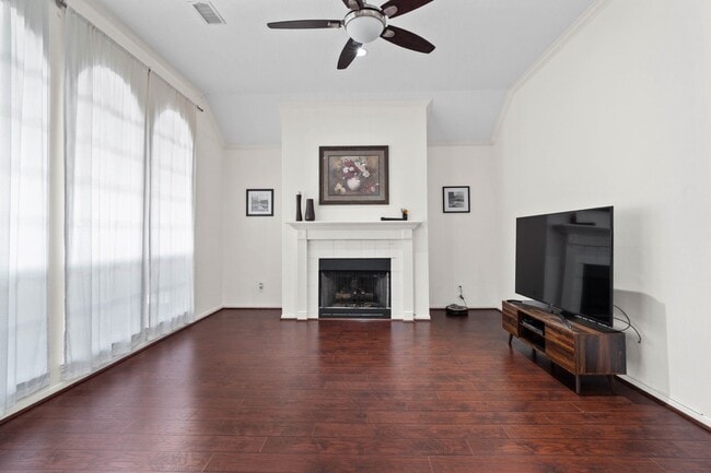 Building Photo - 11411 Oak Lake Ridge Ct