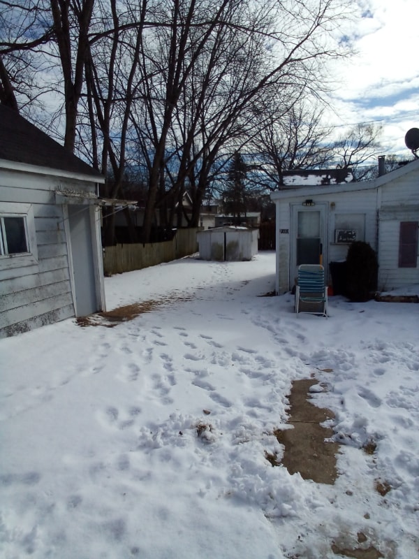 Photo - 713-715 15th Pl