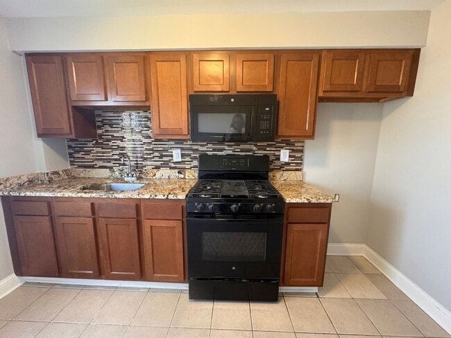 Photo - 3908 Erdman Ave Unidad 2