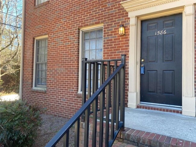 Photo - 1586 Pirkle Rd