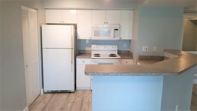 Photo - 3818 NW Adriatic Ln Unit 1-308