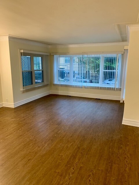 Photo - 5567 W Van Buren St