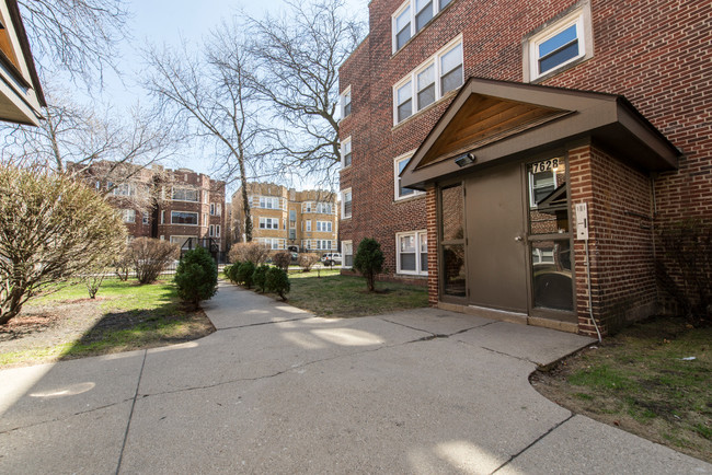 Building Photo - 7624 S Kingston Rental