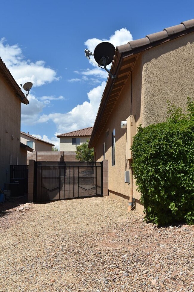 Photo - Location! Location! Location! 3BR/2BA/1766 sq.ft. rental in Cahaparral Village North in Sierra Vi...