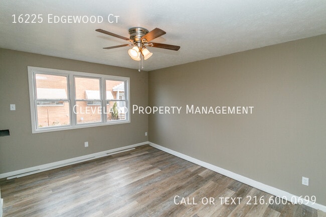 Photo - 16225 Edgewood Ct