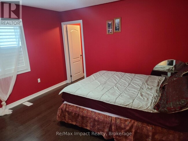 Photo - 1688 Finkle Dr