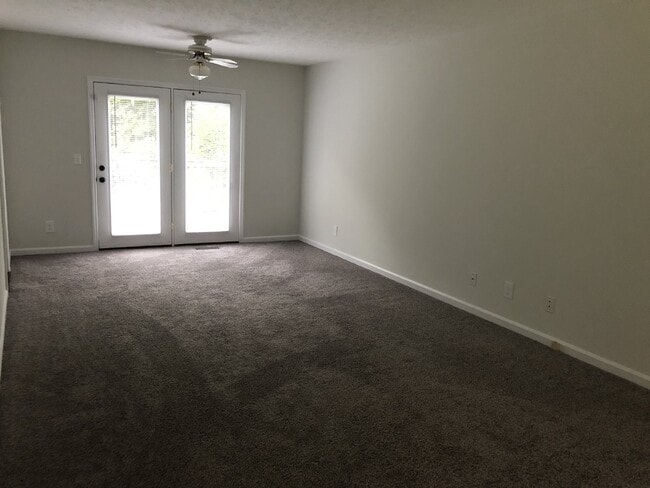 Photo - Beautiful 3BD 2BA Home with detached garage and fenced in backyard For Rent in Cookeville!