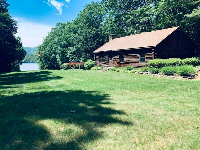 Photo - 452 N Shore Rd