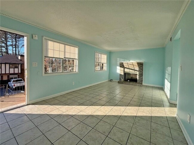 Photo - 2946 N Dekalb Dr