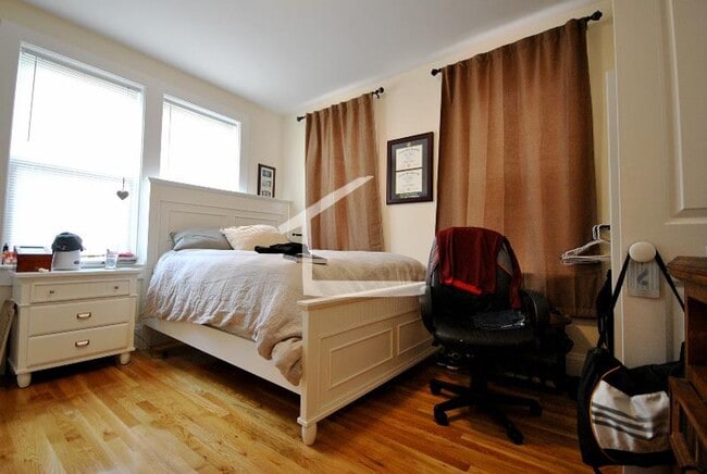 Photo - Awesome 3 bed 4 bath in Brighton....