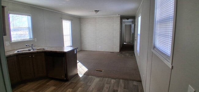 Photo - 640 S Darlene Way