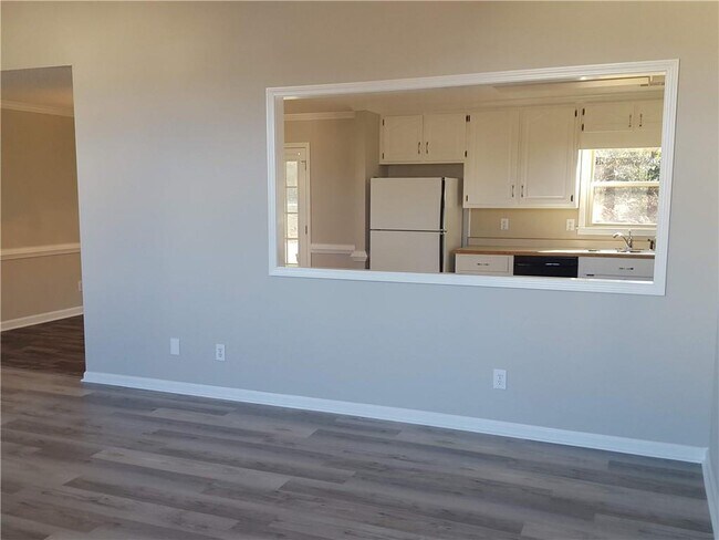 Photo - 404 Bennett Farms Pl
