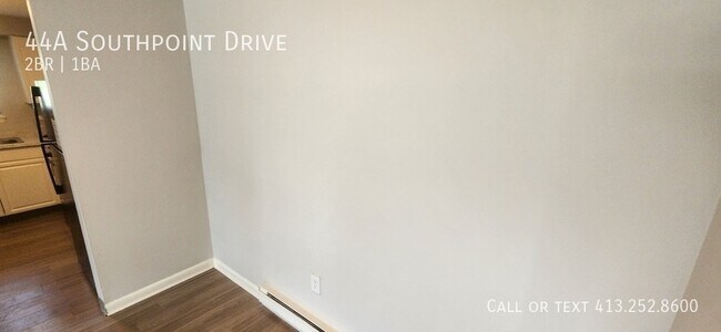 Photo - 44 Southpoint Dr