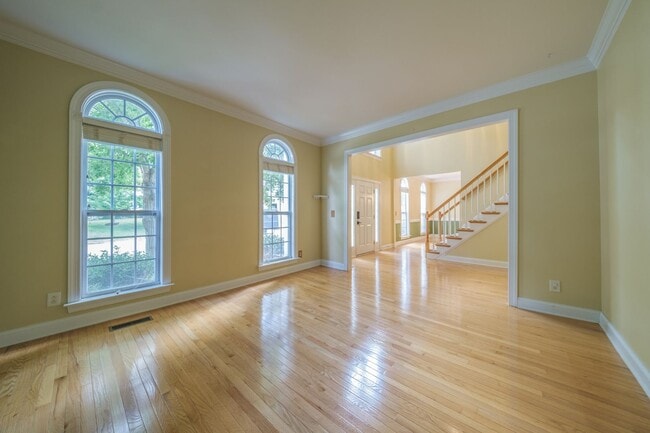 Photo - 507 Hannah McKenzie Dr
