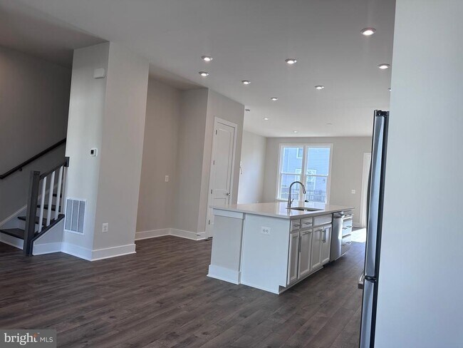 Photo - 2453 Liberty Lp