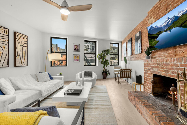 Building Photo - 354 Bowery Rental