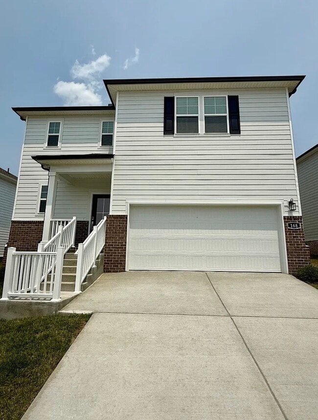 Building Photo - 168 E Millbrook Dr