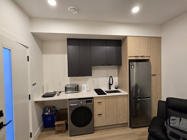 Photo - 414 Humbert St