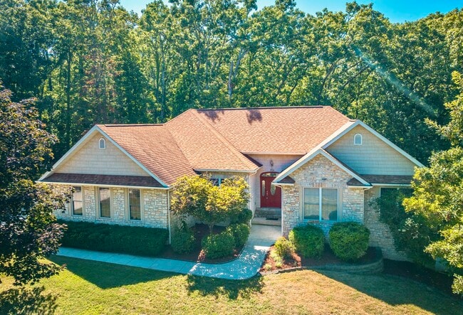Building Photo - 814 Marit Drive Rental