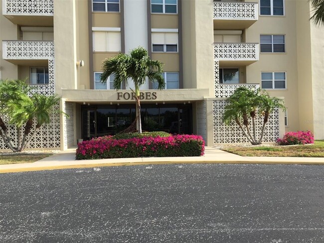 Photo - 9 Forbes Pl Condo Unit 201