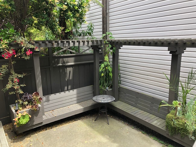 Photo - 651 14th St Unit Studio