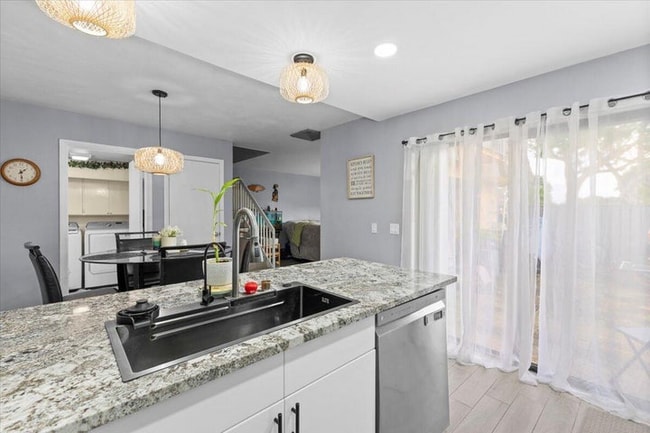 Photo - 2704 27th Way