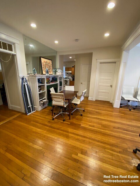 Photo - 41 Orkney Rd Unit 2