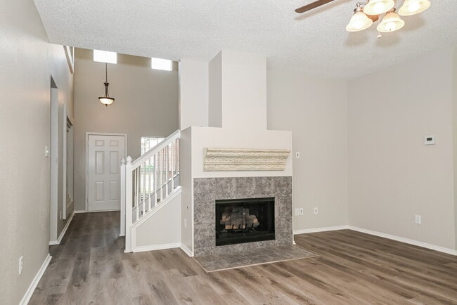 Photo - 5717 San Marino Dr