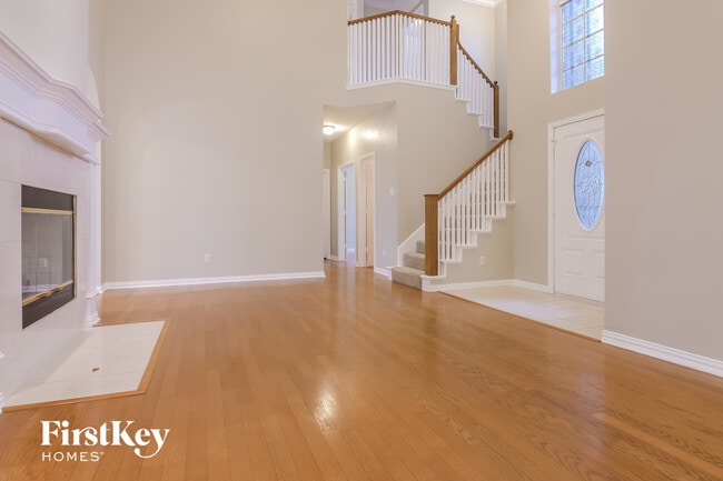 Photo - 3145 Waterside Dr