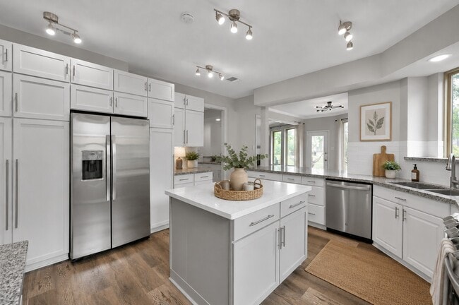 Photo - 13527 Summer Hill Dr
