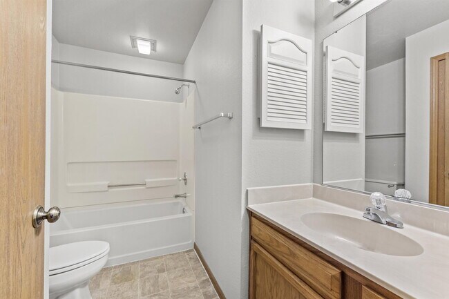 2136 Stirrup Ln Unit C102