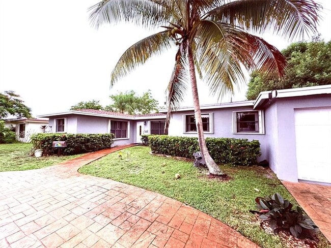 Building Photo - 816 SE 13th Ct Rental