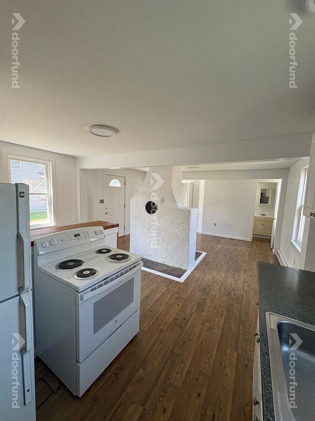 Photo - 50 Summer St Unit 1r