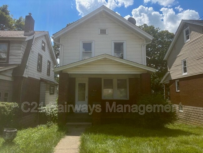 Building Photo - 950 Berkshire Ave Rental