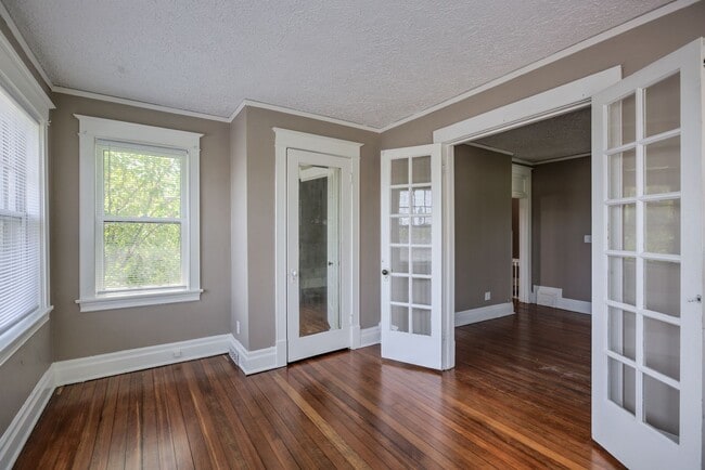 Photo - 3405 Dewey Ave Unit 3405 #2