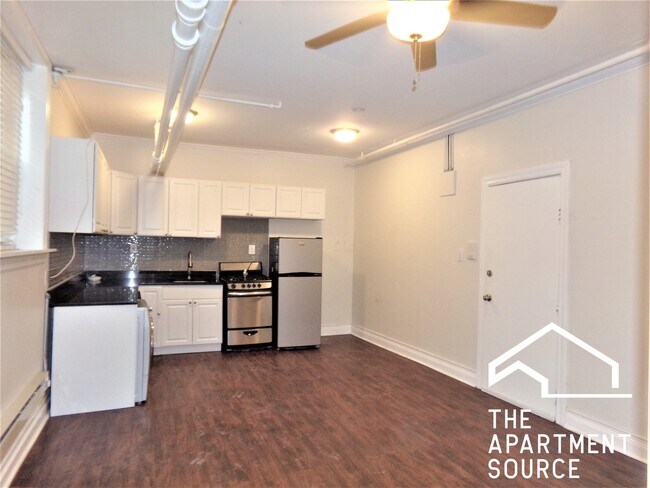 Photo - 2129 N Dayton St Unit G3